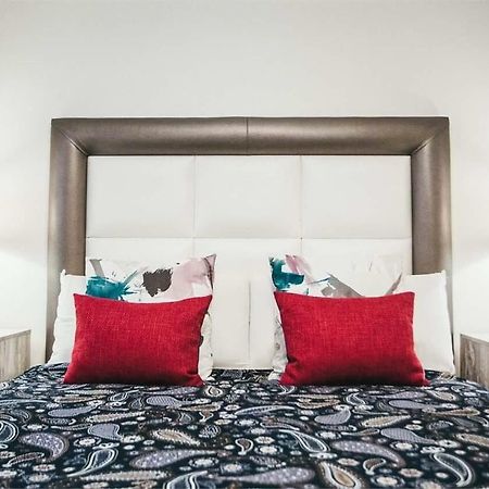 Apartamento Aurora マラガ エクステリア 写真