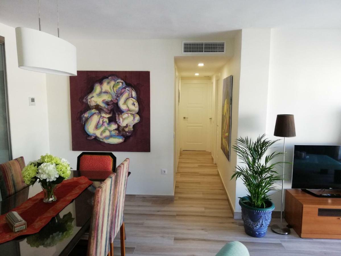 Apartamento Aurora マラガ エクステリア 写真
