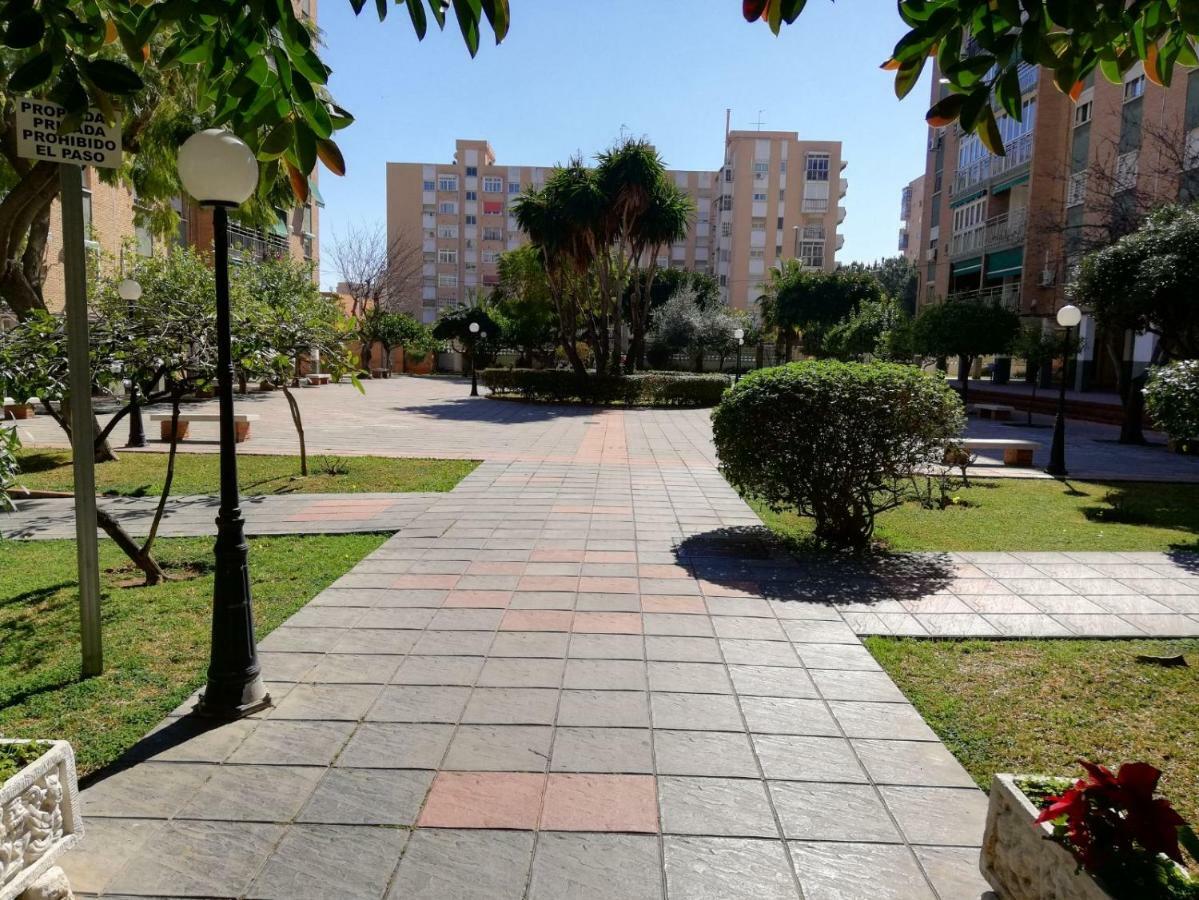Apartamento Aurora マラガ エクステリア 写真