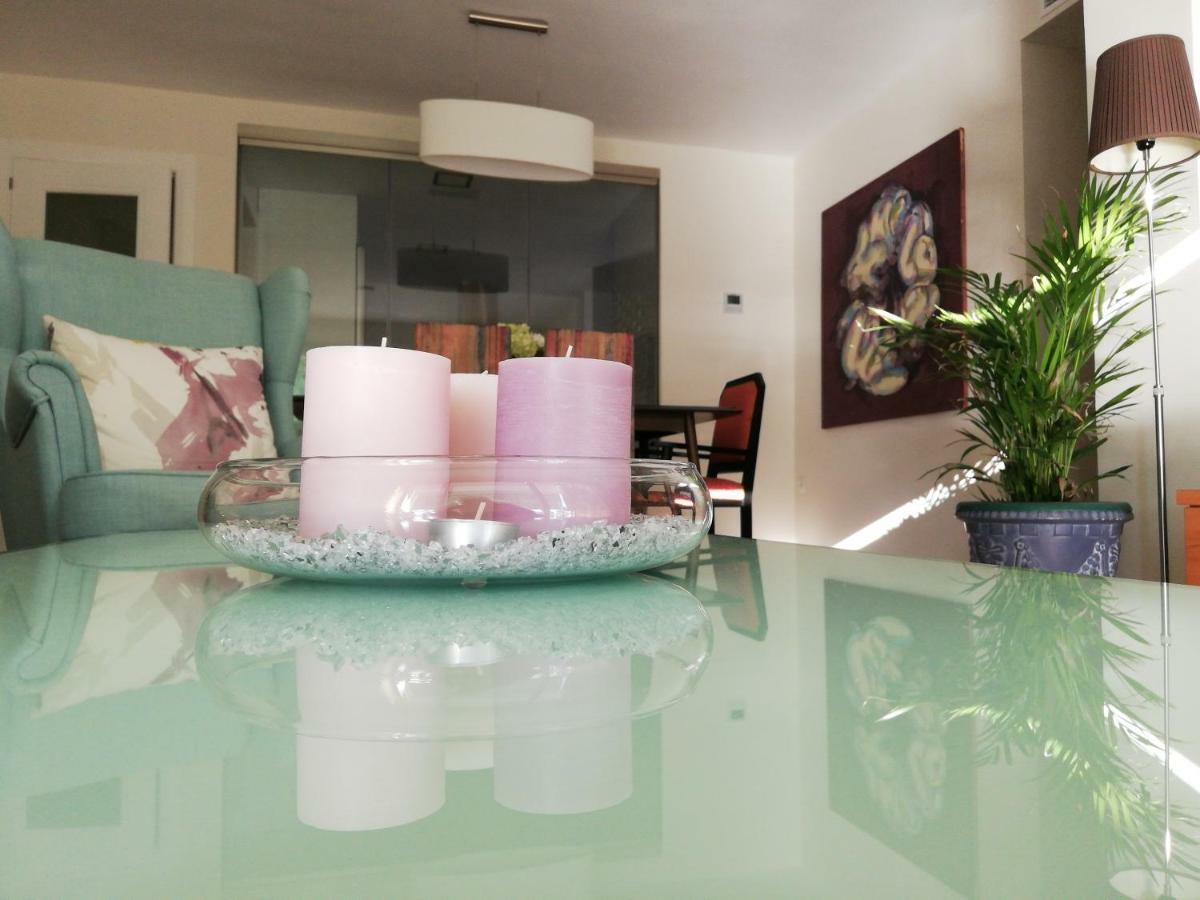 Apartamento Aurora マラガ エクステリア 写真