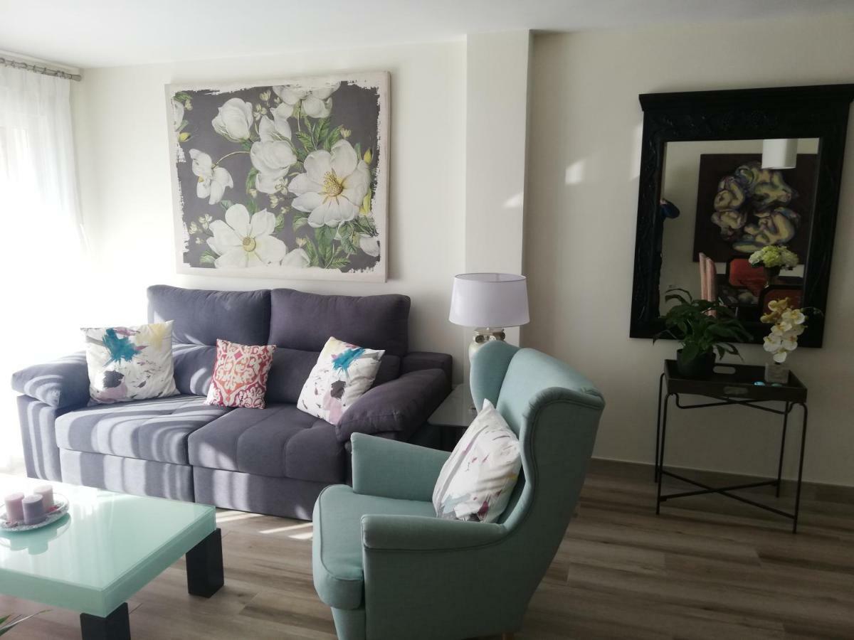 Apartamento Aurora マラガ エクステリア 写真