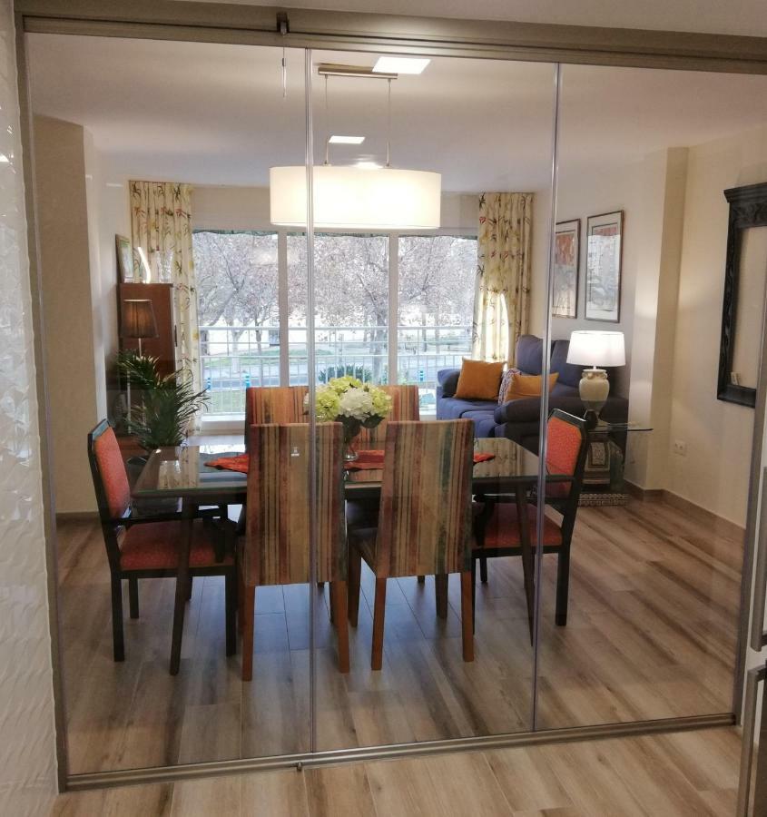 Apartamento Aurora マラガ エクステリア 写真